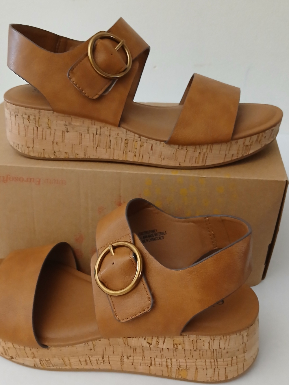Euro soft Women’s Tan Cork Platform Sandals with Buckle Size 9.5M New $35 - Picture 3 of 10